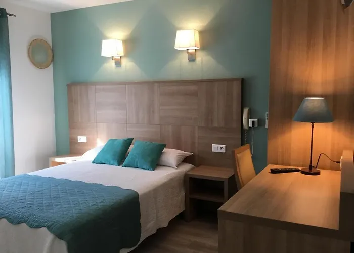 Hotel Beau Rivage Algajola (Corsica)