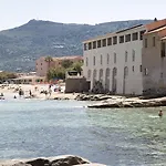 Beau Rivage Hotel