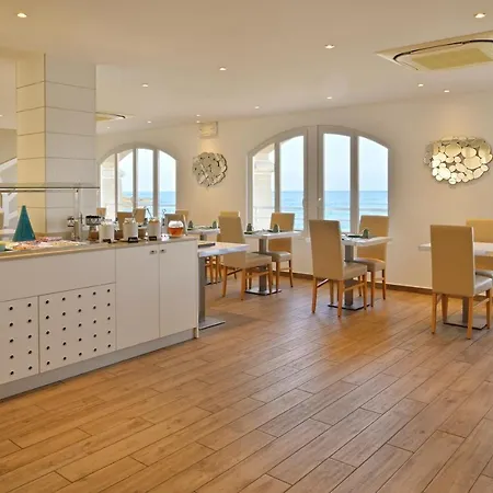 Beau Rivage Отель Альгайола