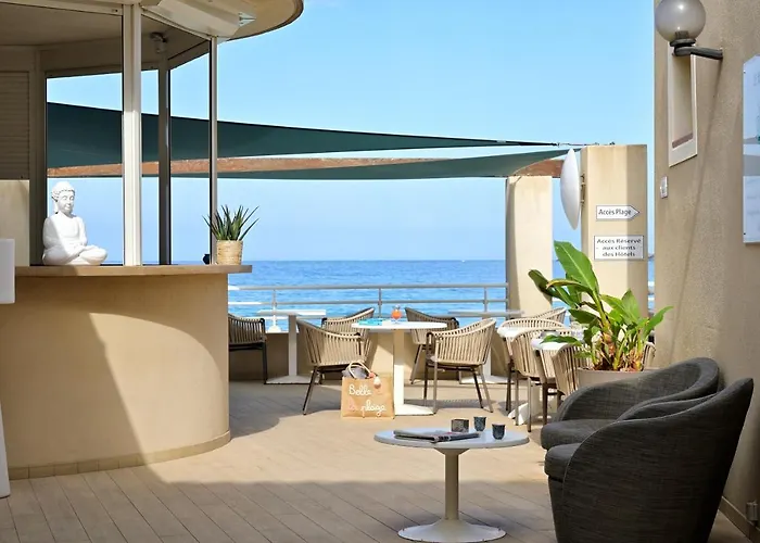 Отель Beau Rivage 2*