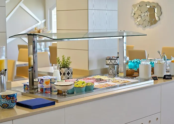 Hotel Beau Rivage Algajola (Corsica)