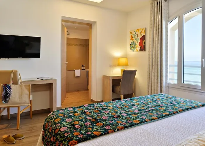 Beau Rivage Hotel Algajola (Corsica)