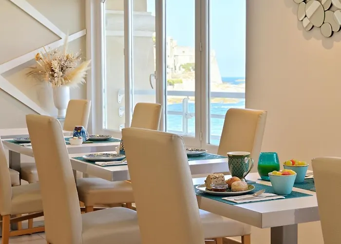 Hotel Beau Rivage Algajola (Corsica)